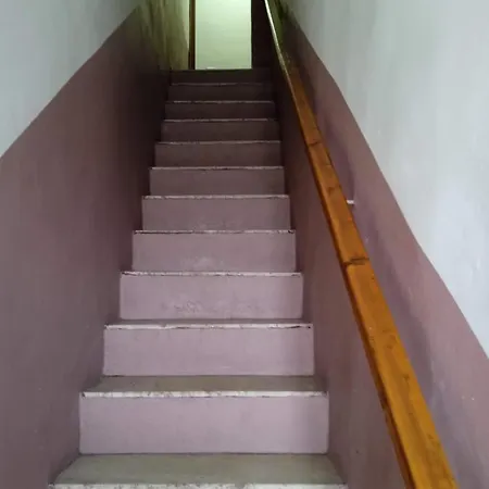 Apartment D 2 Non Accettiamo Franciesi